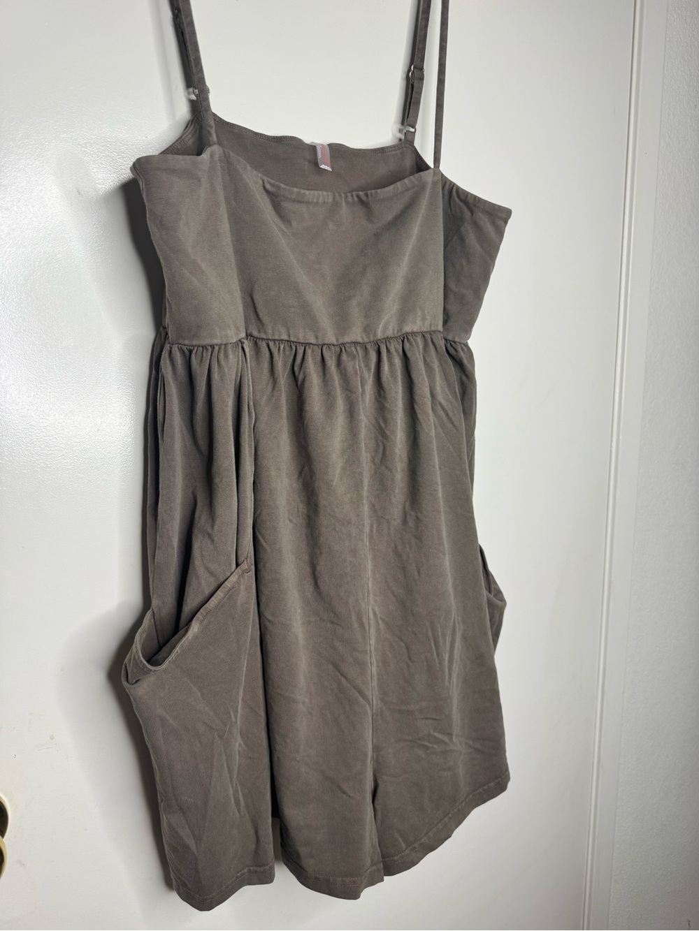 Free People Hot Shot Strappy Romper - Taupe Size L - Picture 4 of 7